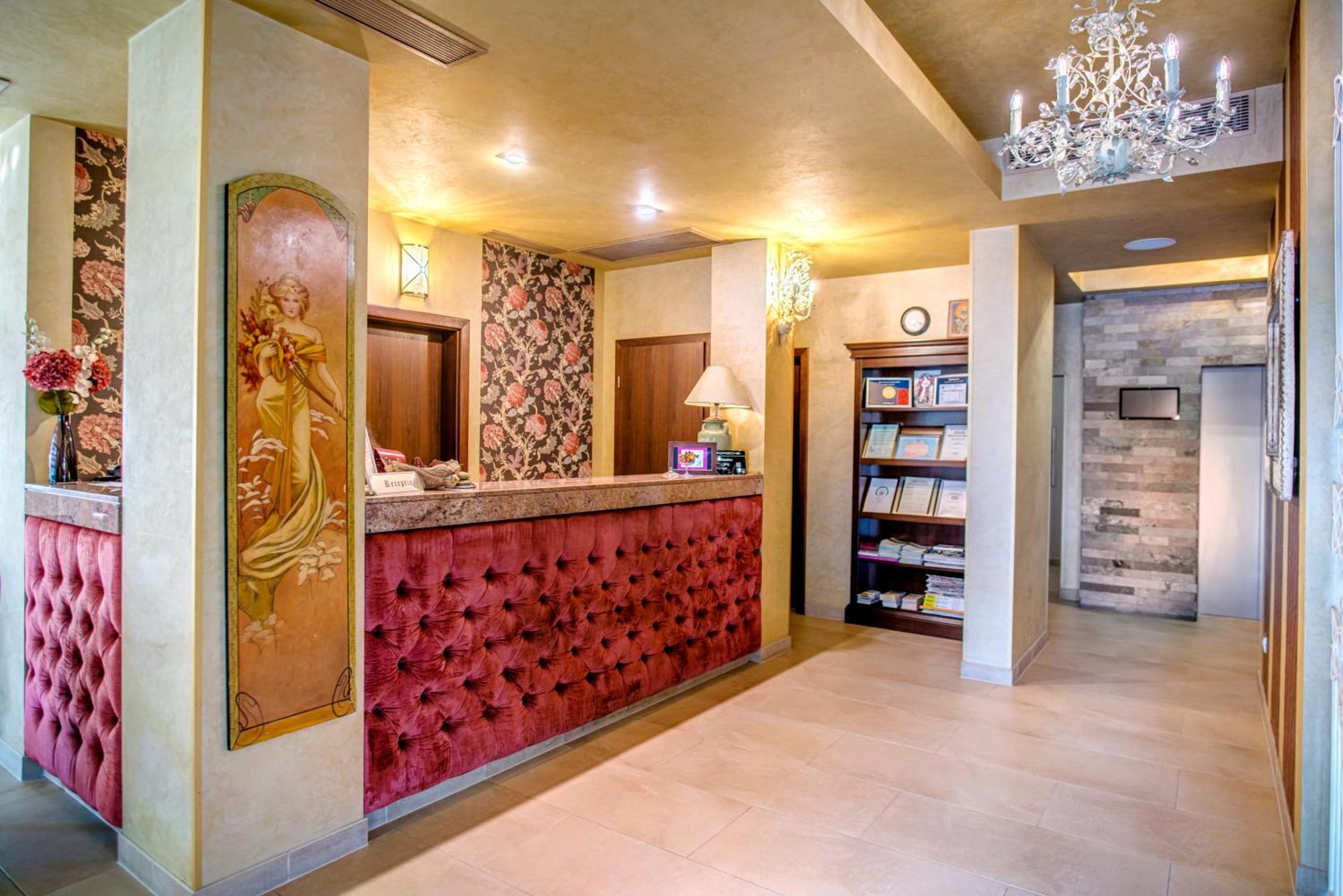 Simfonia Boutique מלון Râmnicu Vâlcea